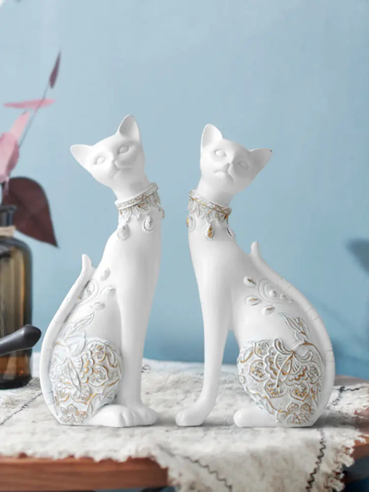 Modern Minimalist Cat Figurine for Home Décor