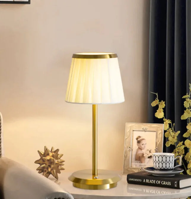 Minimalist Fabric Table Lamp – Warm Ambient Light