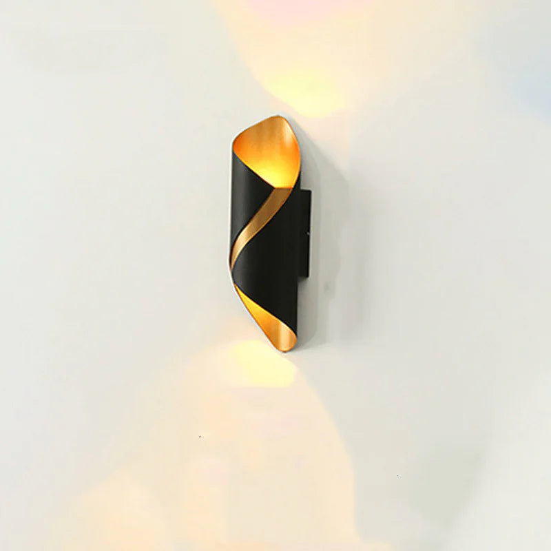 Waterproof LED Outdoor Wall Lamp – Modern & Energy-Efficie